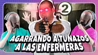 AGARRANDO A TUNAZOS A LAS ENFERMERAS
