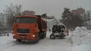 Работа по уборке снега проходит в усиленном режиме