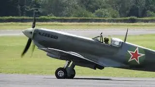Spitfire PT879 at North Weald