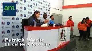 Patrick Vieria y David Villa del New York City FC.