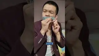 Pria dengan mulut digembok