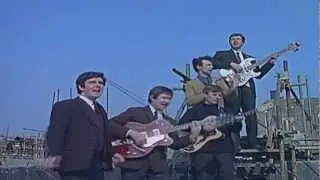 UNIT 4 + 2 - Concrete And Clay (1965)