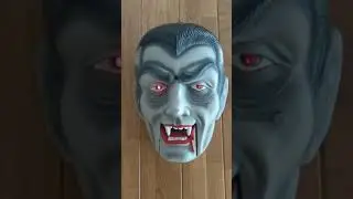 Gemmy Vampire Singing Head Animated - Halloween