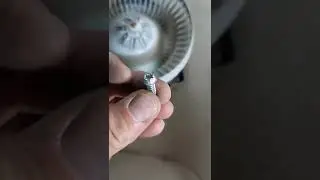 Honda Element HVAC Fan / Blower replacement 1min how-to!