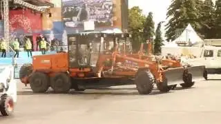 Автогрейдеры танцуют Dancing motorgraderz