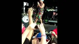 Riff Raff - Tip Toe Wing In My Jawwdinz