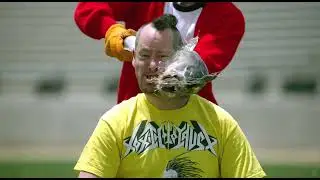 Jackass 3D     Trailer  2010