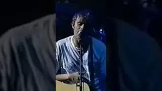 blur - No Distance Left To Run live from Reading Festival, 1999 