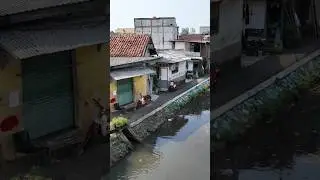 Walking Pemukiman Padat Sekitar Gang Pintu Air Kebayoran Lama Jakarta