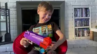 FORTNITE NERF Battle Bus Blaster & HC-E Blaster