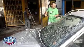 შექმნილი უხერხულობა,მანქანის რეცხვის მოლოდინში.
