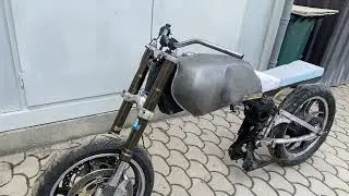 Yamaha xv1000 tr1 81 with honda vtr1000 sp1 fork getting together slowly