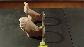 Disembodied feet wiggle & tickling  / Teaser