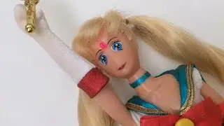 Unboxing Vintage Sailor Moon 12 inch Light Up doll