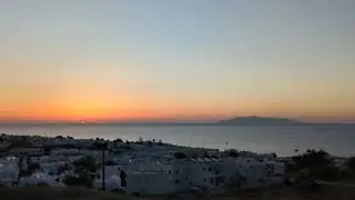 Beautiful sunrise 🌞 from Kamari, Santorini, Greece 🇬🇷 #sunrise #santorinisunrise #kamari #santorini