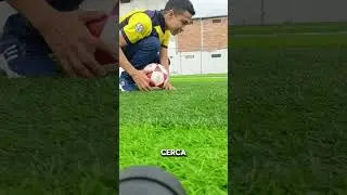 Intentando pegar en el travesaño (Fútbol) 💚🫂⚽⚽ #viral #copaamerica #jhonnyreflexiones #goles