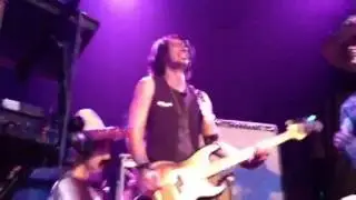 Hot Chelle Rae - Cinco De Mayo Prank
