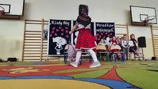 Występ z okazji Dnia Babci i Dziadka - Grupa Pszczółki