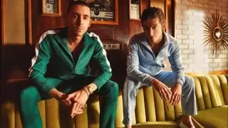The Last Shadow Puppets - Bad Habits (Lyrics)