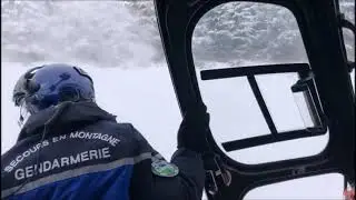 Posé neige hélicoptère gendarmerie