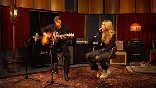 Cate Tomlinson - Like the boys (Live Studio Session)