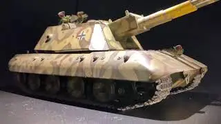 Prototype Panzerkampfwagen E-100 with 88 mm 41 Flakzwilling & FG1250 night vision device I (1/35)