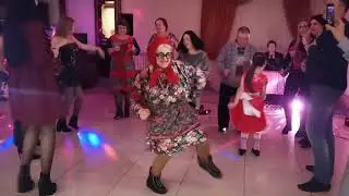 Бабка Нюрка рвёт пердак как номер #1 (REMIX) TMG