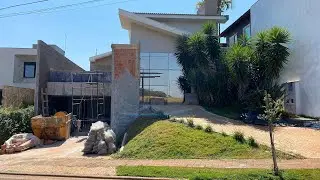 A CASA DO EDU QUE ESTÁ EM REFORMA