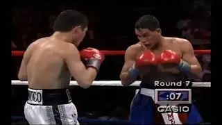 Julio Cesar Chavez vs Hector Camacho (Highlights)