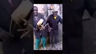 По тундре...