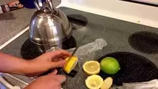 How to make lemon water!