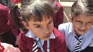 देखिये हमारे नन्हे मुन्हे बच्चे कैसे फटाफट अंग्रेजी मे शरीर के अंग के नाम बताते है।