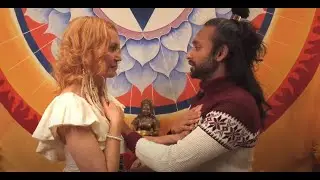 KAMA SUTRA CHRISTMAS ADVENT CALENDAR - DAY 3 - Tantric Heart Connection