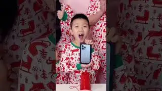 🎄 Funny Family Game For Holidays - The Line Challenge 