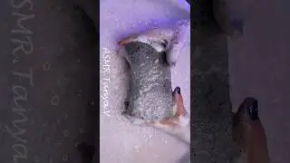 ASMR Sponge Squeezing #satisfyingspongesqueezing #asmrspongesqueezing
