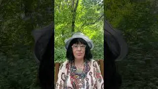 ОБРАЩАТЬ ЛИ ВНИМАНИЕ НА ВЫПАВШУЮ ОТКРЫТУЮ КАРТУ? #тарорасклад