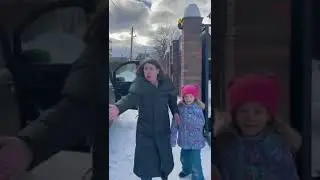 Девочки угнали машину😳😂The girls stole the car😁 