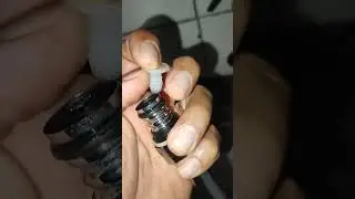 Torneira de cozinha saindo pouca água