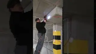 Osadzanie uchwytów na kabel PH90