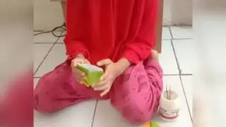 Berkreasi membuat tempat pensil