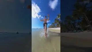 SloMo Beachrun ⛱️🌴☀️😎 #insta360 #slowmotion #shorts