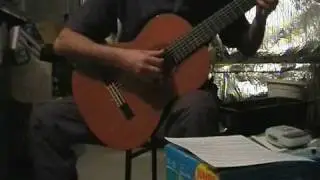 Céline (Hugues Aufray) à la guitare classique