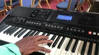 Piano lesson: African Praises licks for Pentecostal/Ghanaian Praise songs breakdown