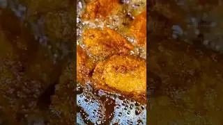 Deep fried chicken. #chicken #friedchicken #fried #recipe #soulfood #foodie #kfc #youtubeshorts