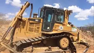CATERPILLAR D6T. STRONGER THAN HULK