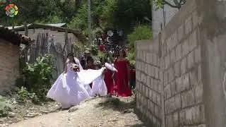 INCOMODO GRABAR ASI PERO QUE BONITAS TRADICIONES EN LA MONTAÑA BAJA DE GUERRERO FILMACIONES AVI