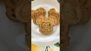 PEANUT BUTTER WAFFLES!! V/GF #homeschoollife #waffles #vegan #glutenfree #breakfast #mealprep #yum