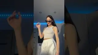 Я тут потанцую? Ладно?