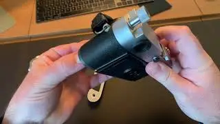 Leica MP - Rewinding Film demo