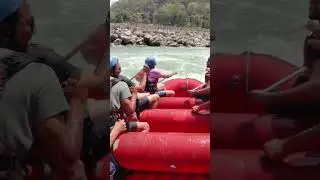 Rafting in Rishikesh Ganga River #travel #nature #vlog #ganga #rapids #rishikesh #rafting